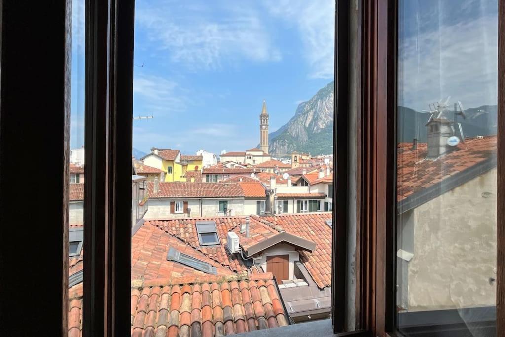 Appartamento Nest On The Roofs - Affitti Brevi Italia Lecco Esterno foto