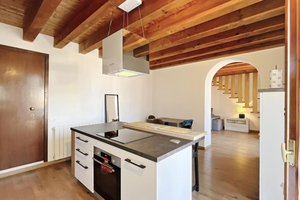 Appartamento Nest On The Roofs - Affitti Brevi Italia Lecco Esterno foto